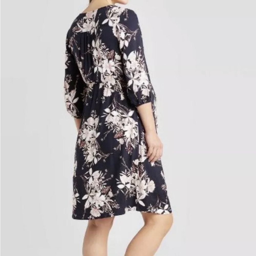 Ingrid & Isabel Maternity Dress Navy Blue Floral Size XXL - Picture 2 of 9